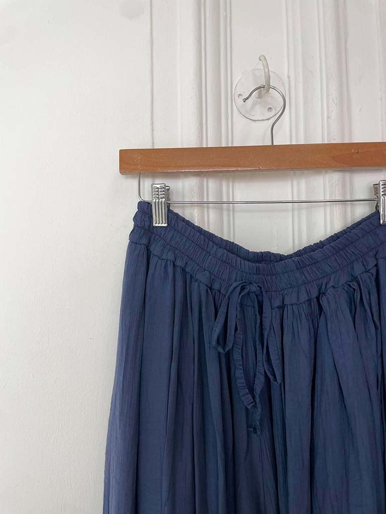 Crepe Balloon Pants - Navy - Image 3