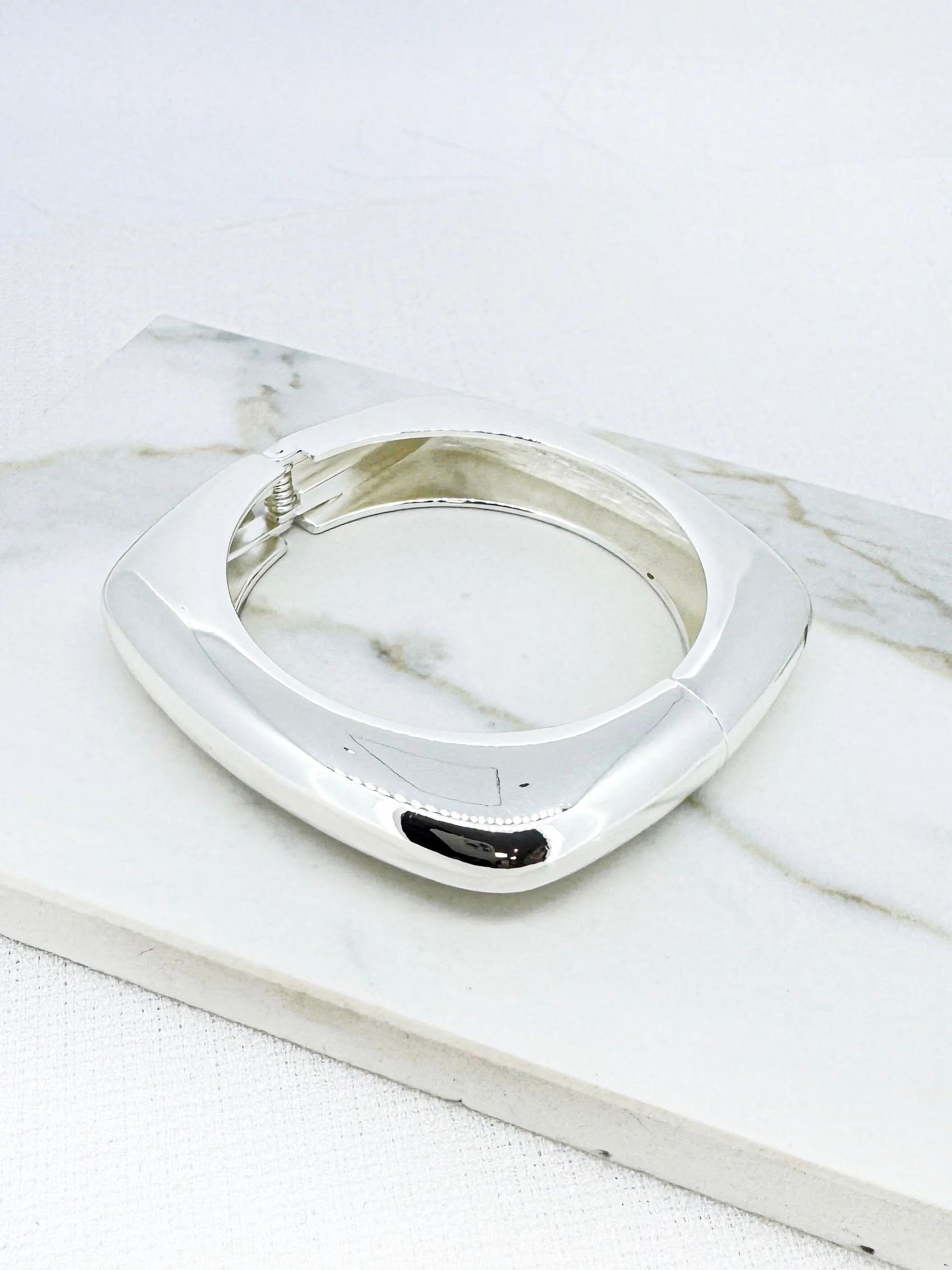 Envy Squared Bangle - Silver