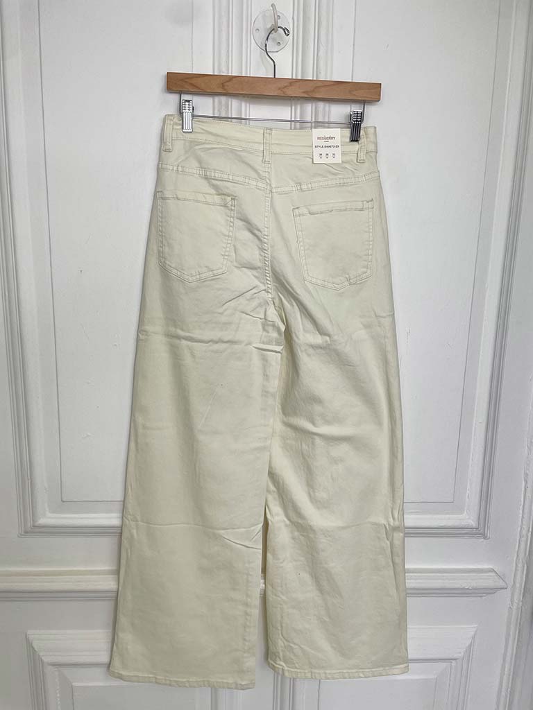 Redberry Wide Leg Jeans - Ecru - Image 6