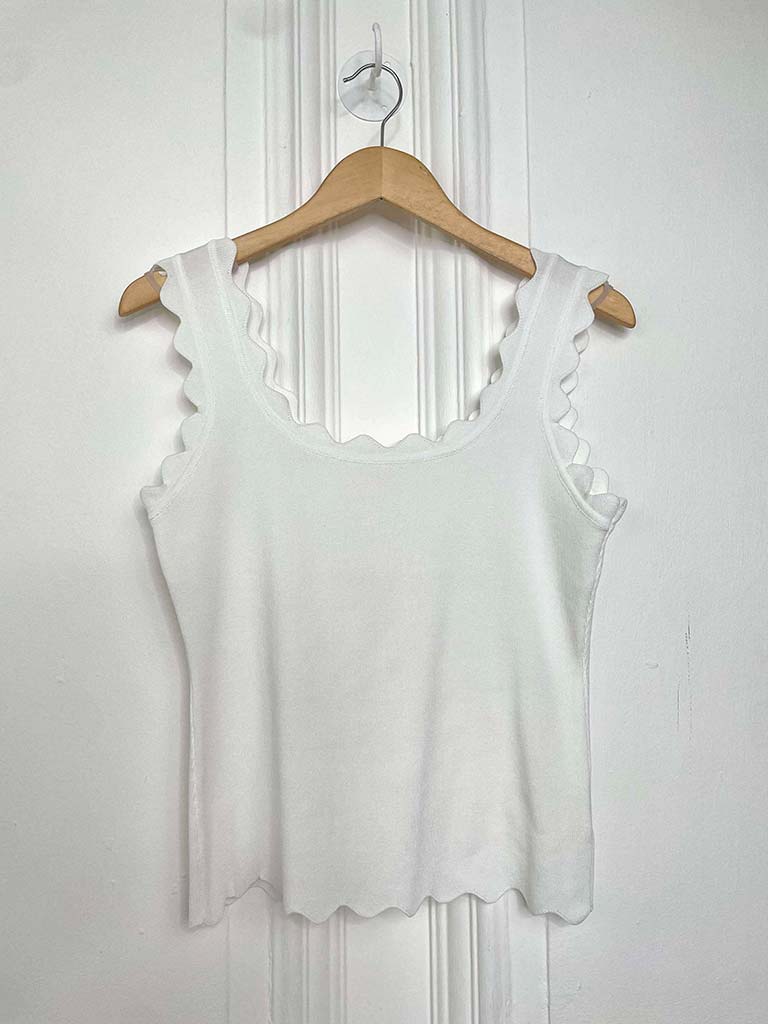 Scalloped Edge Vest - White - Image 3