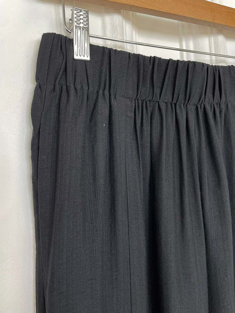 Wide Curved Hem Trousers - Black - Image 3
