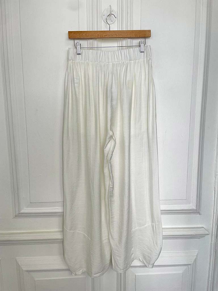 Wide Curved Hem Trousers - White - Image 6
